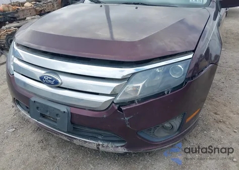 2011 Ford Fusion Se z USA, uszkodzony, nr VIN 3FAHP0HA2BR232121